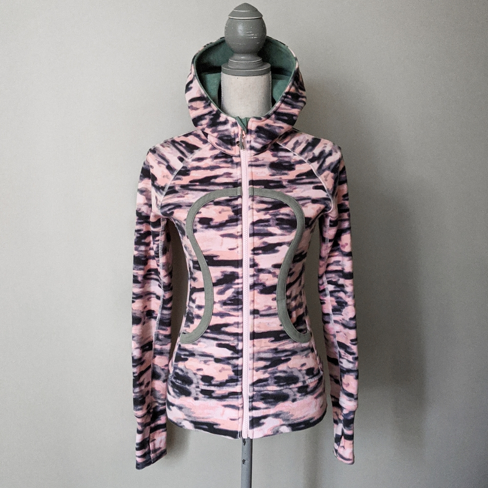 🦄 RARE Lululemon Wamo Camo Scuba Hoodie Earl Grey